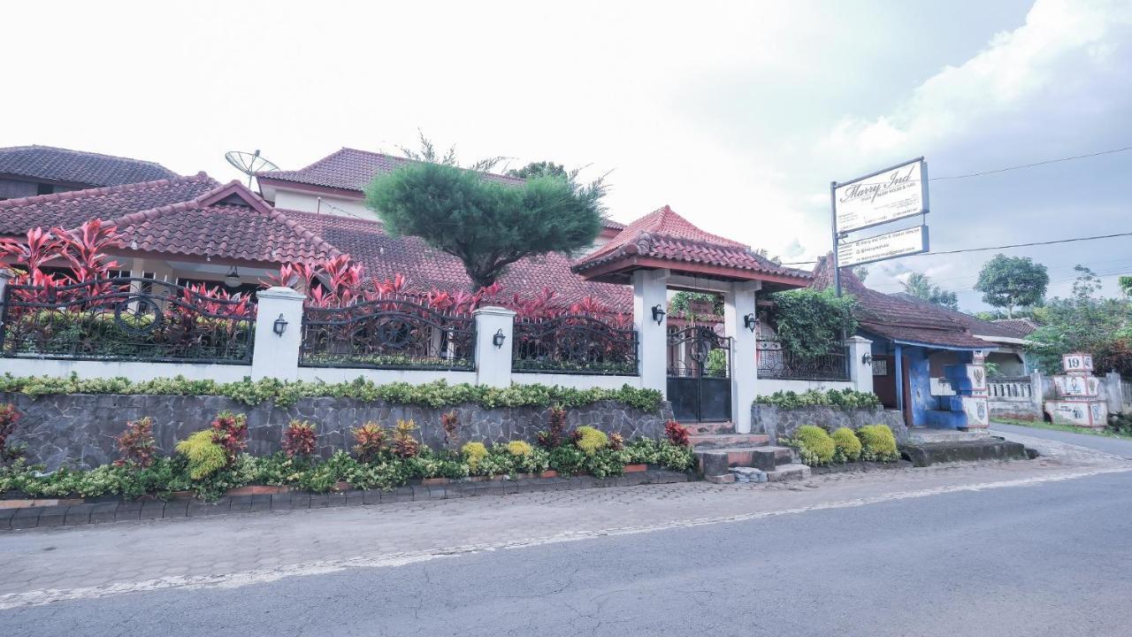 Marry Ind Gunung Kawi Guest House Malang Bumirejo ภายนอก รูปภาพ